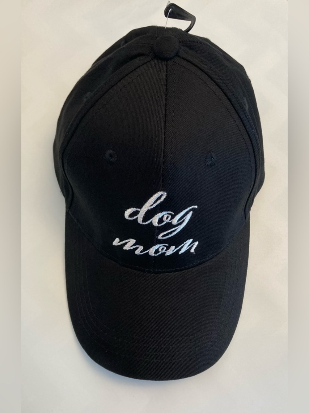 NWOT cute Dog Mom black with white embroidered letters baseball cap hat